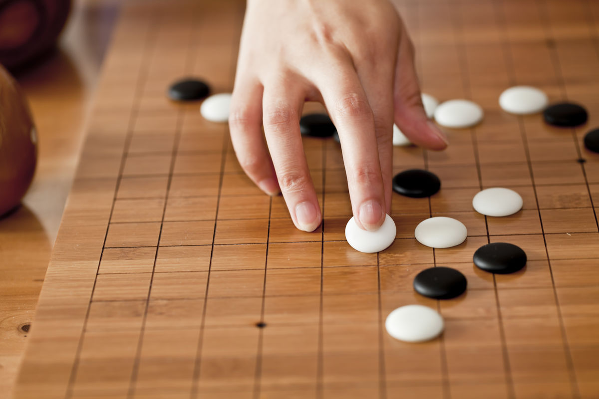 如何秒懂围棋规则和技巧：从入门到进阶的快速指南